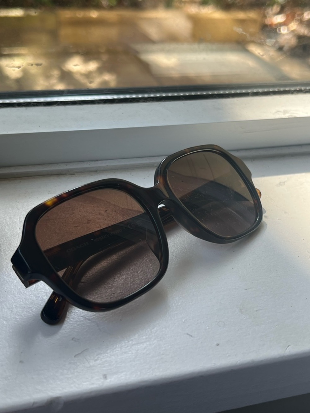 Coach Sunglasses - Picture 4 of 7
